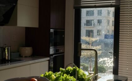 Kitchen design ideas for kitchens with high ceilings